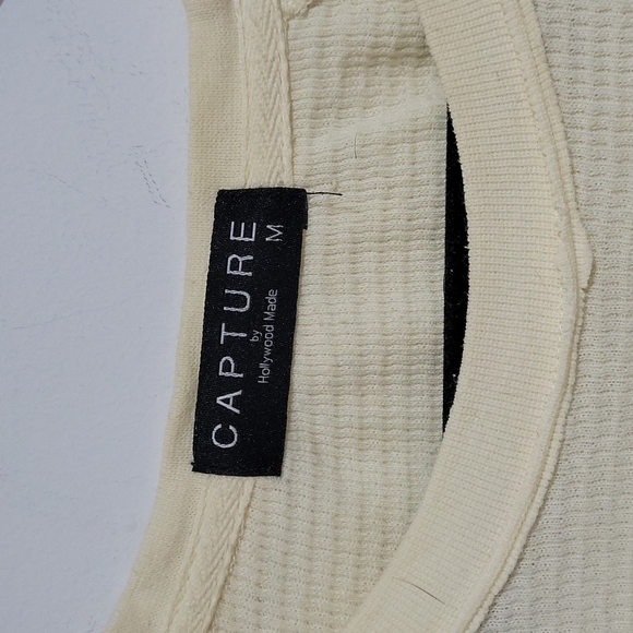 Thermal Graphic Tee - Picture 3 of 6